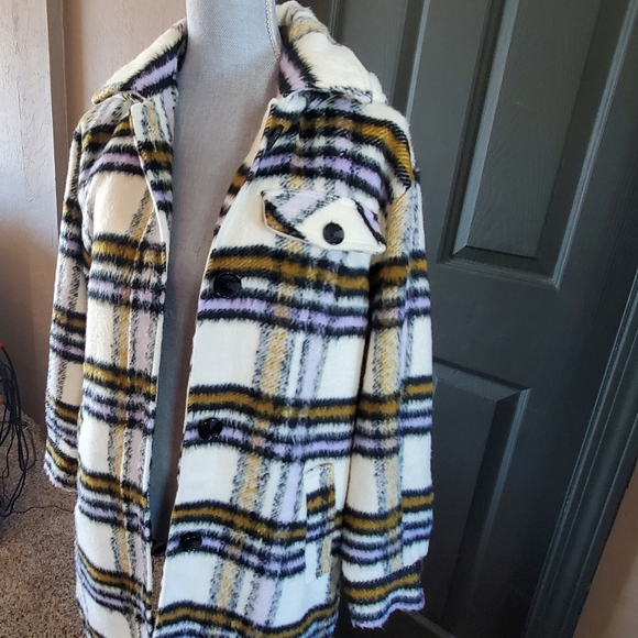 shacket - Picture 12 of 12